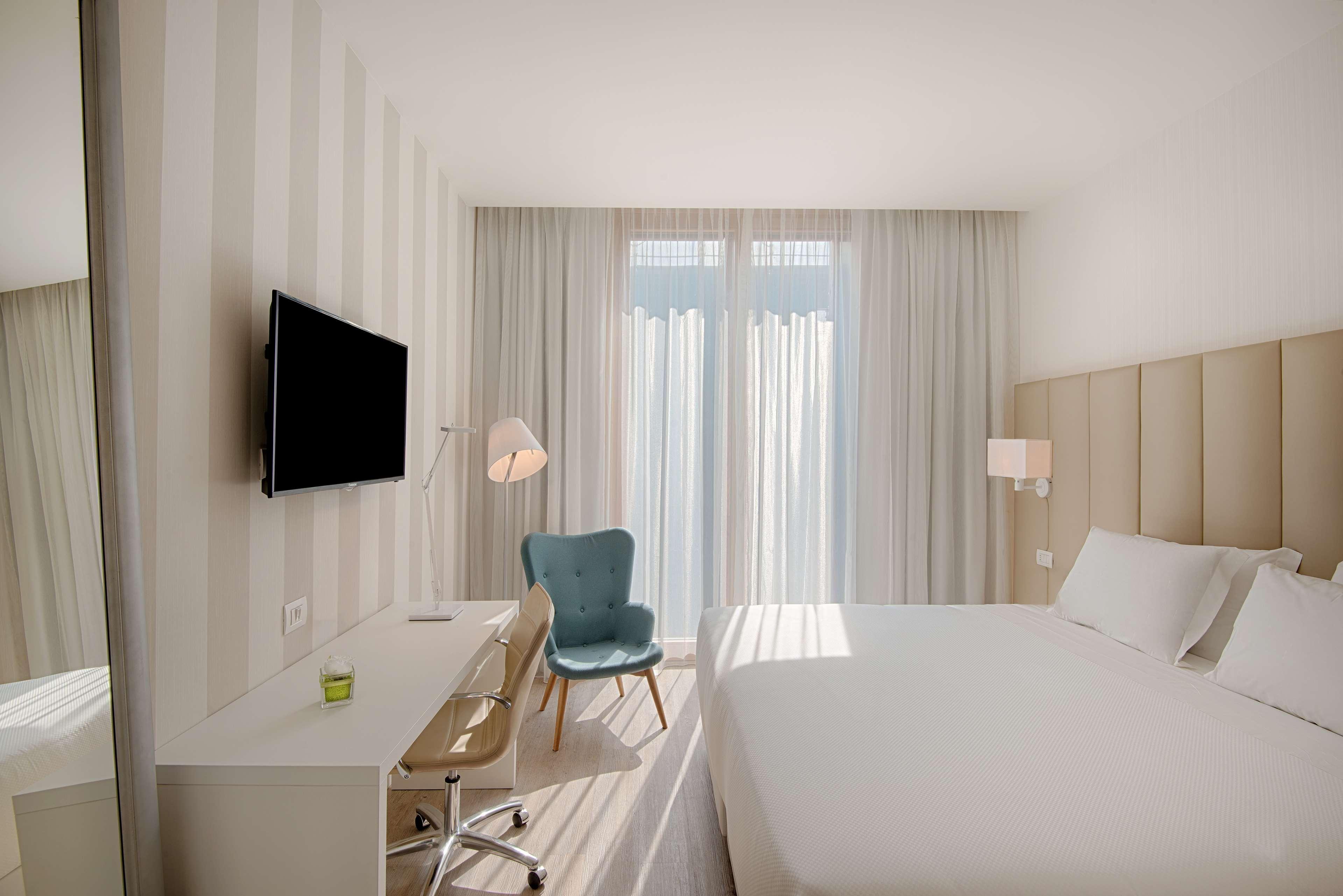 Nh Trento Hotel Luaran gambar